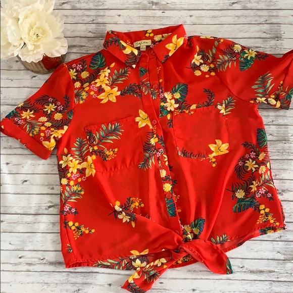 Lily White Tops - Lilly White